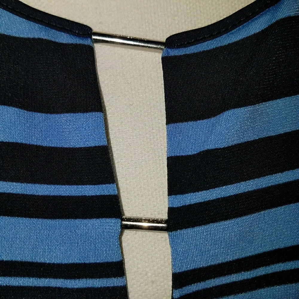 Michael Kors Blue Black Stripe Sleeveless Keyhole Twist Front Top Plus Size‎ L